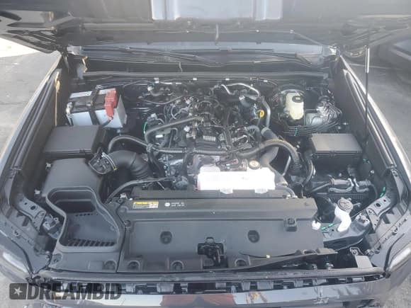 ✅ 2025 Toyota 4Runner SR5 • VIN: JTEVA5BR8S5036077 • Лот: 91445935. Опубликован ранее на Copart с пробегом 4 498 миль. Бесплатный доступ к архиву аукционных продаж из США и подробный отчёт об истории автомобиля на DreamBid. Изображение 12.