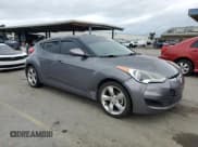 ✅ 2013 Hyundai Veloster w/Gray Int • VIN: KMHTC6AD9DU157528 • Lot: 43481945. Wystawiony na Copart z przebiegiem 164 923 mil. Bezpłatny archiwum sprzedaży aukcyjnych z USA i szczegółowy raport historii pojazdu na DreamBid. Zdjęcie 4.