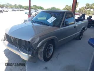 ✅ 2001 Chevrolet S-10 • VIN: 1GCCS14531K129181 • Лот: 42074072. Опубликован ранее на IAAI с пробегом 143 206 миль. Бесплатный доступ к архиву аукционных продаж из США и подробный отчёт об истории автомобиля на DreamBid. Изображение 2.