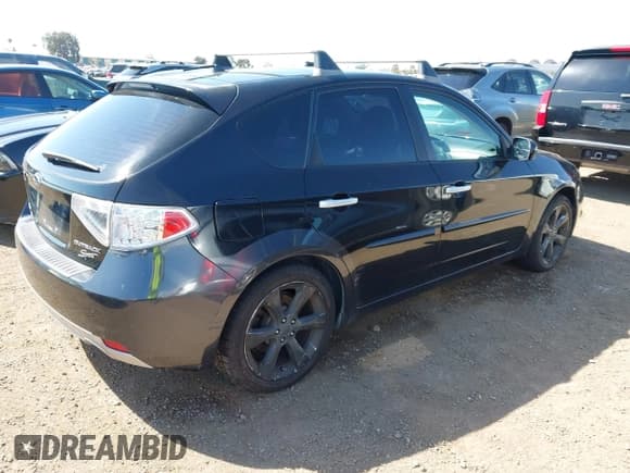 ✅ 2011 Subaru Impreza Outback Special Sports • VIN: JF1GH6D60BH809839 • Lot: 43155180. Wystawiony na IAAI z przebiegiem 184 087 mil. Bezpłatny archiwum sprzedaży aukcyjnych z USA i szczegółowy raport historii pojazdu na DreamBid. Zdjęcie 4.