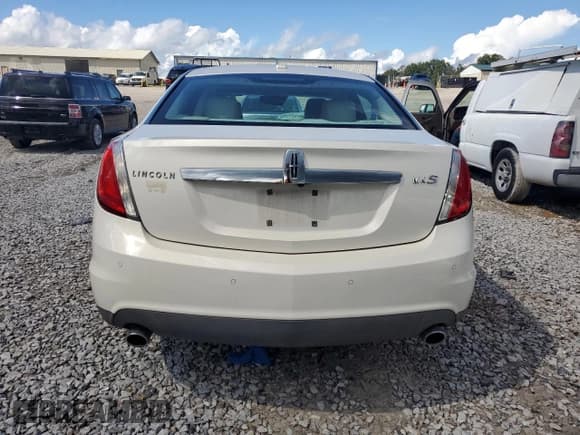 ✅ 2009 Lincoln MKS • VIN: 1LNHM93R19G603058 • Lot: 83943105. Listed on Copart with 247,418 mi. Free auction sales archive from the USA and detailed vehicle history report at DreamBid. Image 6.