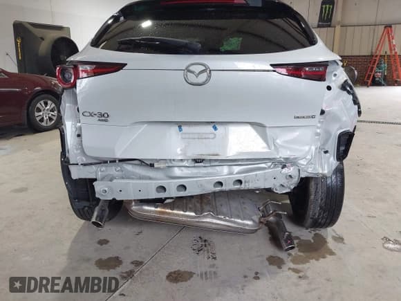 ✅ 2024 Mazda CX-30 S Select Sport • VIN: 3MVDMBBM4RM611367 • Лот: 42872153. Опубликован ранее на IAAI с пробегом 14 805 миль. Бесплатный доступ к архиву аукционных продаж из США и подробный отчёт об истории автомобиля на DreamBid. Изображение 6.