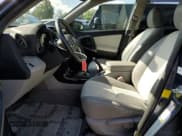 ✅ 2014 Toyota RAV4 • VIN: 2T3YL4DVXEW002526 • Lot: 68310935. Wystawiony na Copart z przebiegiem 99 149 mil. Bezpłatny archiwum sprzedaży aukcyjnych z USA i szczegółowy raport historii pojazdu na DreamBid. Zdjęcie 7.