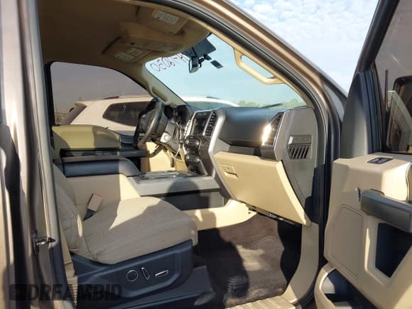 ✅ 2016 Ford F-150 XLT • VIN: 1FTEW1CP2GKE23454 • Lot: 43442030. Listed on IAAI with 221,262 mi. Free auction sales archive from the USA and detailed vehicle history report at DreamBid. Image 5.