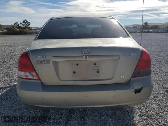 2002 Hyundai Elantra GLS z VIN KMHDN45D22U371819, wystawiony jako Copart lot #77000954 z przebiegiem 177 202 mil mil oraz Szkoda całkowita • Salvage title. Historia ofert i sprzedaży dostępna na DreamBid. Obrazek 6.