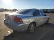 ✅ 2005 Volvo S60 • VIN: YV1RS592752462788 • Lot: 86991445. Wystawiony na Copart z przebiegiem 181 463 mil. Bezpłatny archiwum sprzedaży aukcyjnych z USA i szczegółowy raport historii pojazdu na DreamBid. Zdjęcie 3.