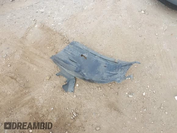 ✅ 2013 Buick LaCrosse Leather • VIN: 1G4GC5E35DF184551 • Lot: 43724188. Listed on IAAI with Not provided. Free auction sales archive from the USA and detailed vehicle history report at DreamBid. Image 12.