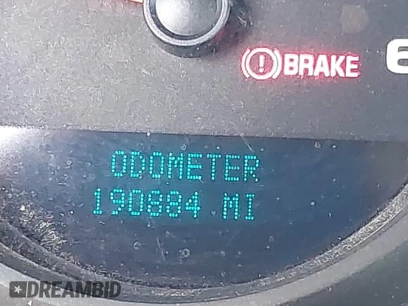 ✅ 2011 Chevrolet Silverado 1500 LS • VIN: 3GCPCREA5BG408018 • Lot: 43217341. Wystawiony na IAAI z przebiegiem 190 884 mil. Bezpłatny archiwum sprzedaży aukcyjnych z USA i szczegółowy raport historii pojazdu na DreamBid. Zdjęcie 15.