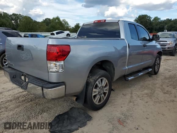 ✅ 2011 Toyota Tundra • VIN: 5TFRU5F16BX025827 • Lot: 81913925. Listed on Copart with 348,735 mi. Free auction sales archive from the USA and detailed vehicle history report at DreamBid. Image 3.