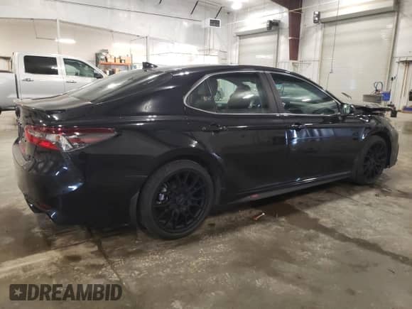 2023 Toyota Camry SE with VIN 4T1G11BK5PU104384, listed as a Copart auction lot 63773165 with 36,382 mi miles and Salvage title. Bid and sale history available at DreamBid. Image 3.