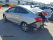 ✅ 2016 Chevrolet Cruze LS • VIN: 1G1BC5SM0G7318871 • Lot: 43308741. Wystawiony na IAAI z przebiegiem 103 888 mil mil. Skorzystaj z bezpłatnego archiwum sprzedaży aukcyjnych z USA i zobacz szczegółowy raport historii pojazdu na DreamBid. Zdjęcie 3.