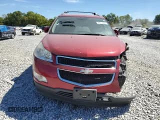 ✅ 2012 Chevrolet Traverse 1LT • VIN: 1GNKRGED3CJ158390 • Lot: 69803944. Wystawiony na Copart z przebiegiem Nie podano. Bezpłatny archiwum sprzedaży aukcyjnych z USA i szczegółowy raport historii pojazdu na DreamBid. Zdjęcie 5.