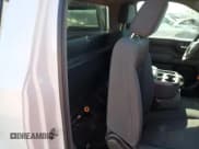 ✅ 2022 Chevrolet Silverado 1500 • VIN: 3GCNYAED0NG107715 • Лот: 45875255. Опубликован ранее на Copart с пробегом 86 590 миль. Бесплатный доступ к архиву аукционных продаж из США и подробный отчёт об истории автомобиля на DreamBid. Изображение 10.