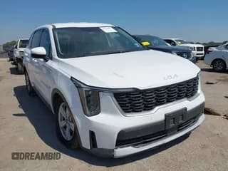 ✅ 2024 Kia Sorento LX • VIN: 5XYRG4JC0RG252891 • Lot: 43179975. Wystawiony na IAAI z przebiegiem 37 064 mil. Bezpłatny archiwum sprzedaży aukcyjnych z USA i szczegółowy raport historii pojazdu na DreamBid. Zdjęcie 1.