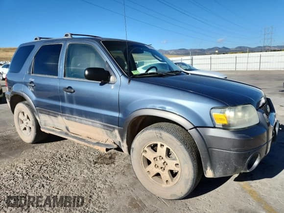 ✅ 2005 Ford Escape XLT • VIN: 1FMYU93175KA61112 • Lot: 86331135. Wystawiony na Copart z przebiegiem 140 941 mil. Bezpłatny archiwum sprzedaży aukcyjnych z USA i szczegółowy raport historii pojazdu na DreamBid. Zdjęcie 4.