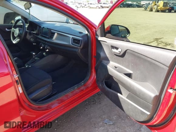 ✅ 2020 Kia Rio S • VIN: 3KPA24AD8LE343996 • Lot: 42367673. Listed on IAAI with 61,330 mi. Free auction sales archive from the USA and detailed vehicle history report at DreamBid. Image 5.