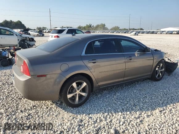 ✅ 2011 Chevrolet Malibu 1LT • VIN: 1G1ZC5E15BF137697 • Lot: 71376404. Listed on Copart with Not provided. Free auction sales archive from the USA and detailed vehicle history report at DreamBid. Image 3.