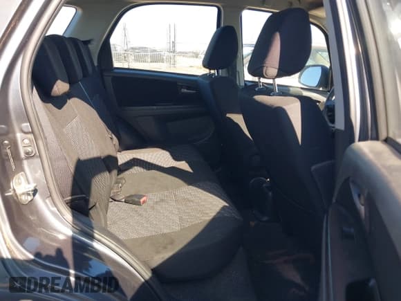 ✅ 2009 Suzuki SX4 Touring AWD • VIN: JS2YB417895101955 • Лот: 43474185. Опубликован ранее на IAAI с пробегом 185 997 миль. Бесплатный доступ к архиву аукционных продаж из США и подробный отчёт об истории автомобиля на DreamBid. Изображение 8.