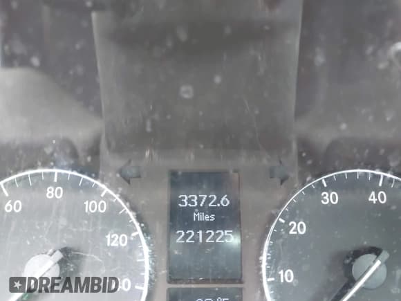 ✅ 2005 Mercedes-Benz C 320 • VIN: WDBRF84J85F567356 • Lot: 42377444. Wystawiony na IAAI z przebiegiem 221 225 mil. Bezpłatny archiwum sprzedaży aukcyjnych z USA i szczegółowy raport historii pojazdu na DreamBid. Zdjęcie 14.