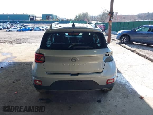 ✅ 2022 Hyundai Venue Limited • VIN: KMHRC8A37NU199579 • Lot: 41886674. Listed on IAAI with 36,484 mi. Free auction sales archive from the USA and detailed vehicle history report at DreamBid. Image 17.