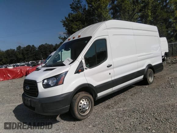 ✅ 2019 Ford Transit • VIN: 1FTBF4XG5KKA07180 • Лот: 42905252. Опубликован ранее на IAAI с пробегом 92 486 миль. Бесплатный доступ к архиву аукционных продаж из США и подробный отчёт об истории автомобиля на DreamBid. Изображение 17.