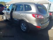 ✅ 2011 Hyundai Santa Fe GLS • VIN: 5XYZGDAB8BG081093 • Лот: 43420561. Опубликован ранее на IAAI с пробегом 198 505 миль. Бесплатный доступ к архиву аукционных продаж из США и подробный отчёт об истории автомобиля на DreamBid. Изображение 3.