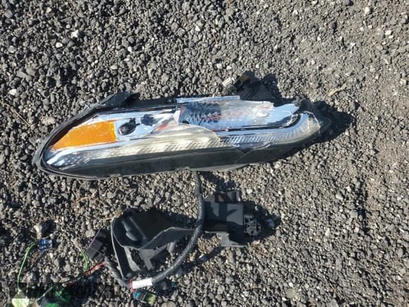 ✅ 2016 Jeep Cherokee Sport • VIN: 1C4PJLAB7GW324650 • Lot: 93236195. Listed on Copart with 29,924 mi. Free auction sales archive from the USA and detailed vehicle history report at DreamBid. Image 13.