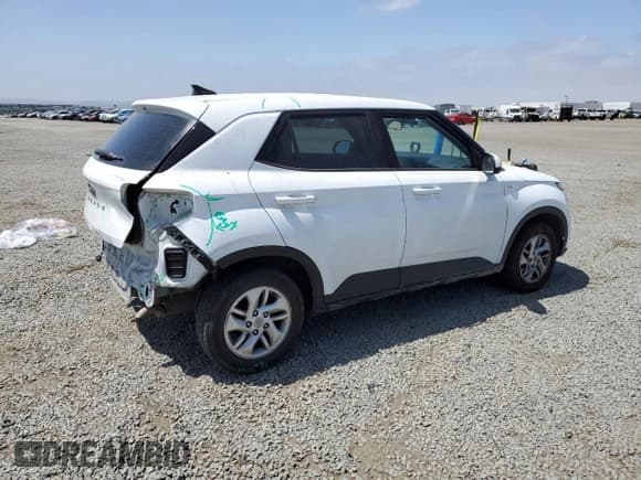 ✅ 2021 Hyundai Venue SE • VIN: KMHRB8A38MU102388 • Lot: 57302165. Listed on Copart with 138,932 mi. Free auction sales archive from the USA and detailed vehicle history report at DreamBid. Image 3.