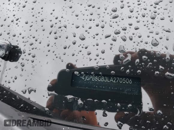 ✅ 2020 Mercedes-Benz GLE 580 • VIN: 4JGFB8GB3LA270506 • Lot: 42219856. Wystawiony na IAAI z przebiegiem 104 458 mil. Bezpłatny archiwum sprzedaży aukcyjnych z USA i szczegółowy raport historii pojazdu na DreamBid. Zdjęcie 17.