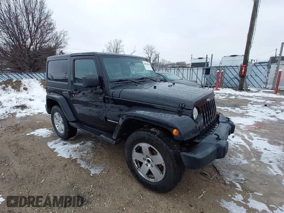 ✅ 2011 Jeep Wrangler Sahara • VIN: 1J4AA5D16BL626035 • Lot: 43878509. Wystawiony na IAAI z przebiegiem 208 265 mil. Bezpłatny archiwum sprzedaży aukcyjnych z USA i szczegółowy raport historii pojazdu na DreamBid. Zdjęcie 1.