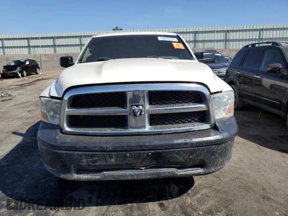 ✅ 2009 Dodge 1500 SLT • VIN: 1D3HB18P29S748455 • Lot: 73020254. Wystawiony na Copart z przebiegiem 195 566 mil. Bezpłatny archiwum sprzedaży aukcyjnych z USA i szczegółowy raport historii pojazdu na DreamBid. Zdjęcie 5.