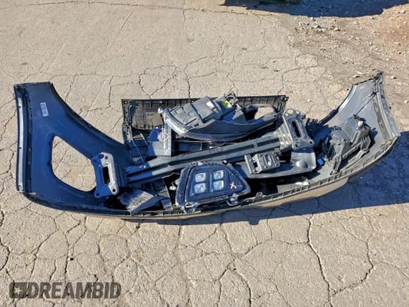 ✅ 2016 Kia Sorento SXL • VIN: 5XYPKDA55GG095914 • Лот: 93607715. Опубликован ранее на Copart с пробегом 88 108 миль. Бесплатный доступ к архиву аукционных продаж из США и подробный отчёт об истории автомобиля на DreamBid. Изображение 13.