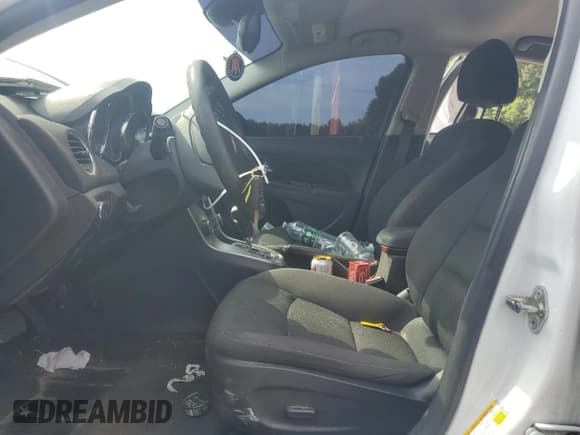 ✅ 2016 Chevrolet Cruze LT • VIN: 1G1PE5SB5G7145539 • Lot: 65159735. Wystawiony na Copart z przebiegiem 146 077 mil. Bezpłatny archiwum sprzedaży aukcyjnych z USA i szczegółowy raport historii pojazdu na DreamBid. Zdjęcie 7.