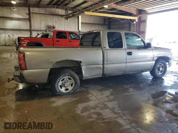 ✅ 2003 Chevrolet Silverado 1500 LS • VIN: 2GCEC19X331330887 • Lot: 62511325. Wystawiony na Copart z przebiegiem 151 149 mil. Bezpłatny archiwum sprzedaży aukcyjnych z USA i szczegółowy raport historii pojazdu na DreamBid. Zdjęcie 3.