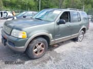 ✅ 2002 Ford Explorer Eddie Bauer • VIN: 1FMDU74E32ZB28117 • Lot: 42095761. Wystawiony na IAAI z przebiegiem 125 946 mil. Bezpłatny archiwum sprzedaży aukcyjnych z USA i szczegółowy raport historii pojazdu na DreamBid. Zdjęcie 2.