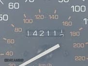 ✅ 1991 Lexus ES 250 • VIN: JT8VV22T3M0146925 • Lot: 43716160. Listed on IAAI with 142,112 mi. Free auction sales archive from the USA and detailed vehicle history report at DreamBid. Image 7.