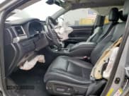 ✅ 2017 Toyota Highlander Limited Platinum • VIN: 5TDYZRFH4HS189125 • Lot: 82445495. Listed on Copart with 107,212 mi. Free auction sales archive from the USA and detailed vehicle history report at DreamBid. Image 7.