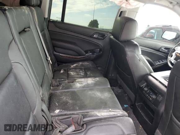 ✅ 2020 Chevrolet Suburban LT • VIN: 1GNSKHKC7LR136609 • Лот: 81970365. Опубликован ранее на Copart с пробегом Не указан. Бесплатный доступ к архиву аукционных продаж из США и подробный отчёт об истории автомобиля на DreamBid. Изображение 11.