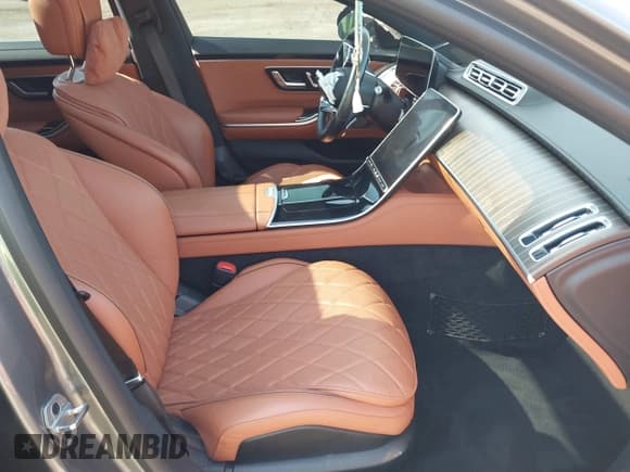 ✅ 2021 Mercedes-Benz S 580 • VIN: W1K6G7GBXMA040405 • Lot: 42965156. Wystawiony na IAAI z przebiegiem 38 370 mil. Bezpłatny archiwum sprzedaży aukcyjnych z USA i szczegółowy raport historii pojazdu na DreamBid. Zdjęcie 5.