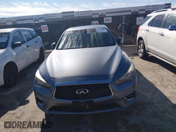✅ 2018 Infiniti Q50 Luxe • VIN: JN1EV7AP6JM358292 • Lot: 43752208. Wystawiony na IAAI z przebiegiem 116 434 mil. Bezpłatny archiwum sprzedaży aukcyjnych z USA i szczegółowy raport historii pojazdu na DreamBid. Zdjęcie 6.