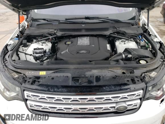 ✅ 2018 Land Rover Discovery HSE • VIN: SALRR2RK4JA048375 • Lot: 56411664. Wystawiony na Copart z przebiegiem 67 664 mil. Bezpłatny archiwum sprzedaży aukcyjnych z USA i szczegółowy raport historii pojazdu na DreamBid. Zdjęcie 12.