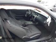 ✅ 2013 Chevrolet Camaro LT • VIN: 2G1FB1E39D9110756 • Lot: 42515570. Wystawiony na IAAI z przebiegiem 164 831 mil. Bezpłatny archiwum sprzedaży aukcyjnych z USA i szczegółowy raport historii pojazdu na DreamBid. Zdjęcie 5.