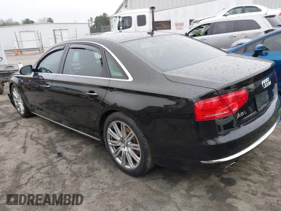 ✅ 2014 Audi A8 3.0L TDI • VIN: WAURMAFD8EN007880 • Lot: 41508070. Wystawiony na IAAI z przebiegiem 142 002 mil. Bezpłatny archiwum sprzedaży aukcyjnych z USA i szczegółowy raport historii pojazdu na DreamBid. Zdjęcie 3.