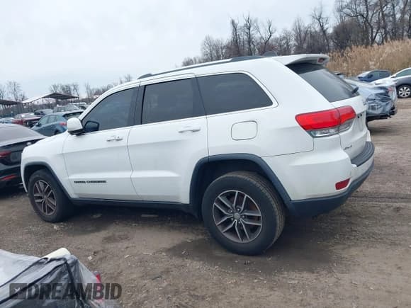 ✅ 2018 Jeep Grand Cherokee Laredo E • VIN: 1C4RJFAG6JC350543 • Лот: 43885813. Опубликован ранее на IAAI с пробегом 155 127 миль. Бесплатный доступ к архиву аукционных продаж из США и подробный отчёт об истории автомобиля на DreamBid. Изображение 14.