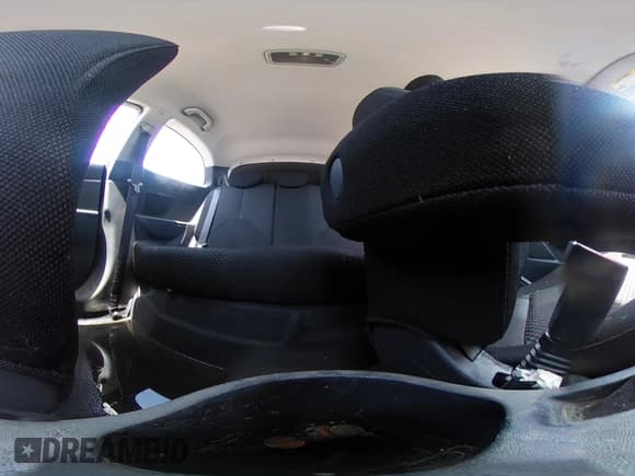 ✅ 2009 Hyundai Accent GS • VIN: KMHCM36C09U125022 • Лот: 42799678. Опубликован ранее на IAAI с пробегом 88 766 миль. Бесплатный доступ к архиву аукционных продаж из США и подробный отчёт об истории автомобиля на DreamBid. Изображение 18.