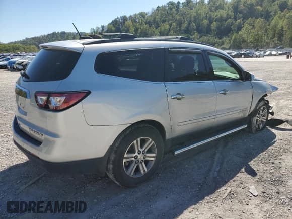 ✅ 2016 Chevrolet Traverse LT • VIN: 1GNKVGKD7GJ181743 • Lot: 84922375. Wystawiony na Copart z przebiegiem 89 322 mil. Bezpłatny archiwum sprzedaży aukcyjnych z USA i szczegółowy raport historii pojazdu na DreamBid. Zdjęcie 3.