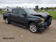 ✅ 2019 Chevrolet Silverado 1500 Custom • VIN: 3GCPYBEH2KG312577 • Lot: 74548714. Wystawiony na Copart z przebiegiem 135 499 mil. Bezpłatny archiwum sprzedaży aukcyjnych z USA i szczegółowy raport historii pojazdu na DreamBid. Zdjęcie 4.