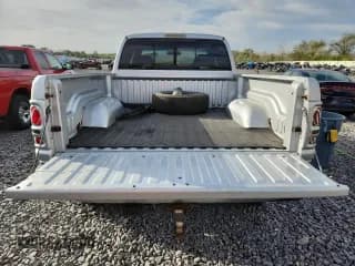 ✅ 2001 Dodge 1500 • VIN: 3B7HF13Z51G769219 • Lot: 84754175. Wystawiony na Copart z przebiegiem Nie podano. Bezpłatny archiwum sprzedaży aukcyjnych z USA i szczegółowy raport historii pojazdu na DreamBid. Zdjęcie 6.