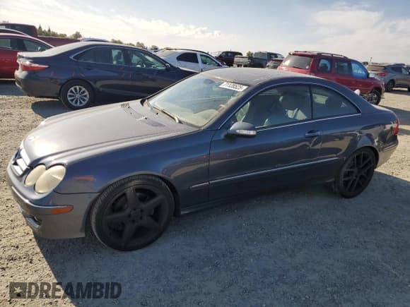 ✅ 2006 Mercedes-Benz CLK 350 • VIN: WDBTJ56J96F172099 • Lot: 71128525. Listed on Copart with 118,980 mi. Free auction sales archive from the USA and detailed vehicle history report at DreamBid. Image 1.