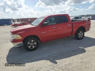 ✅ 2009 Dodge 1500 SLT • VIN: 1D3HB13P99J522930 • Лот: 79885384. Опубликован ранее на Copart с пробегом 315 016 миль. Бесплатный доступ к архиву аукционных продаж из США и подробный отчёт об истории автомобиля на DreamBid. Изображение 1.